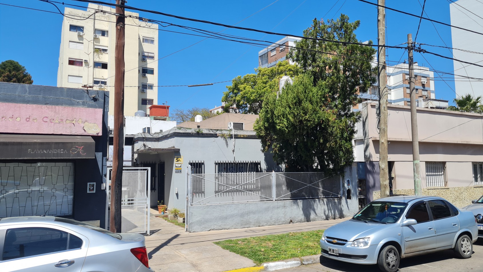 Casa en venta - Ramos Mejia centro