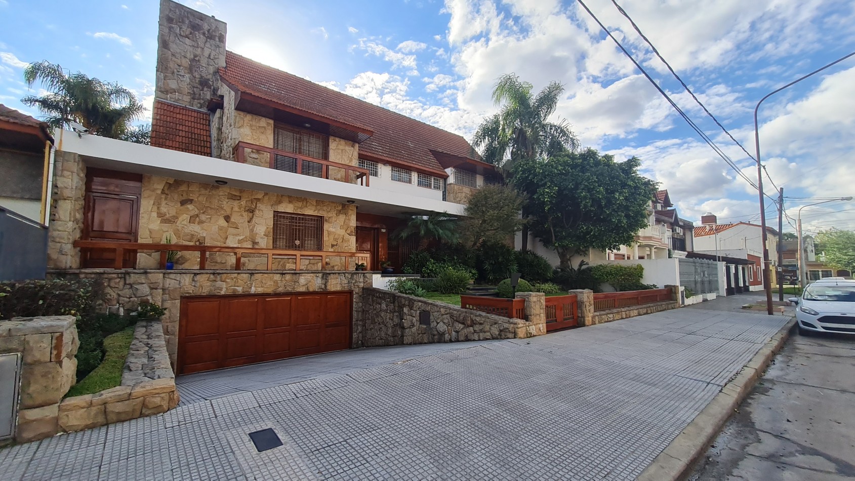 Chalet Premium en Venta - Ramos Mejia - 7 Ambientes