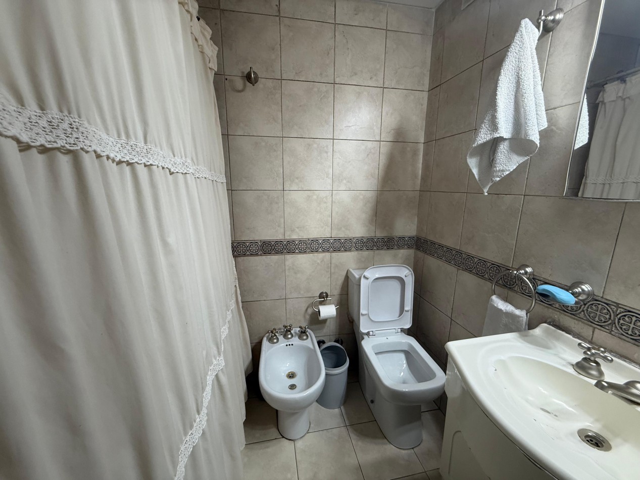 4 ambientes de categoria con cochera - En venta
