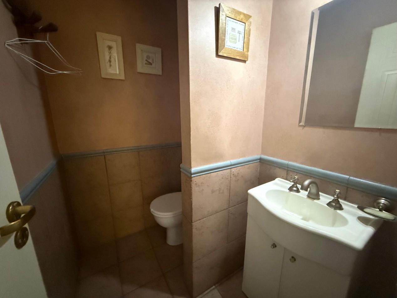 4 ambientes de categoria con cochera - En venta