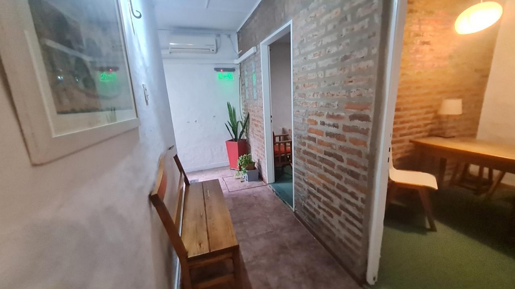 Casa lote propio en venta - Moron centro