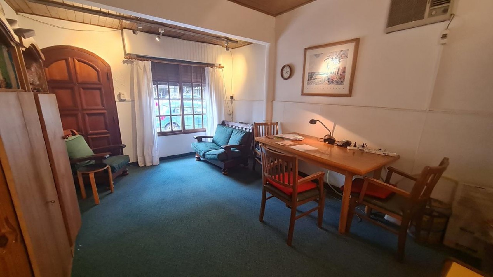 Casa lote propio en venta - Moron centro