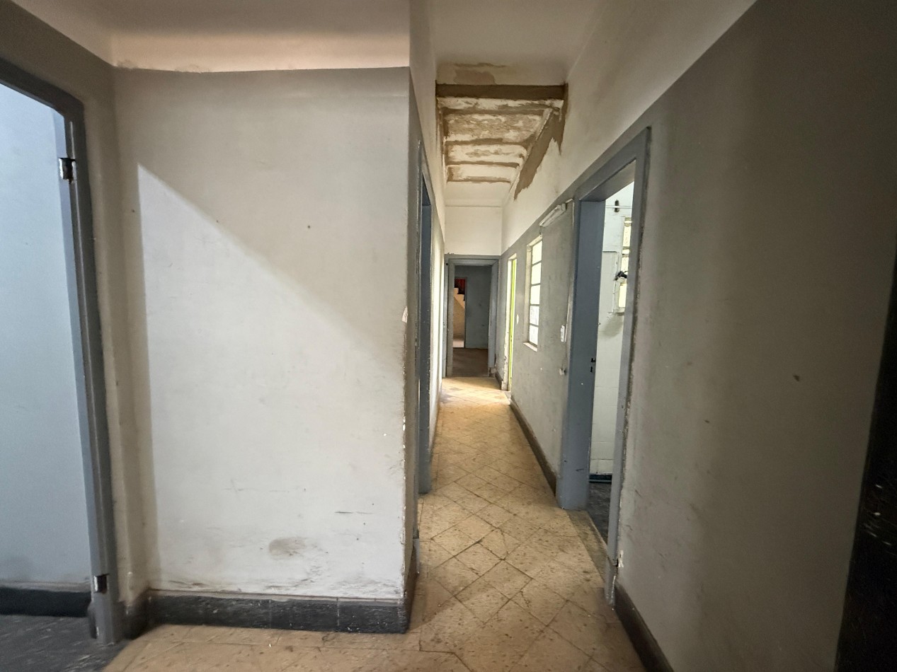 Casa en venta - Ramos Mejia centro