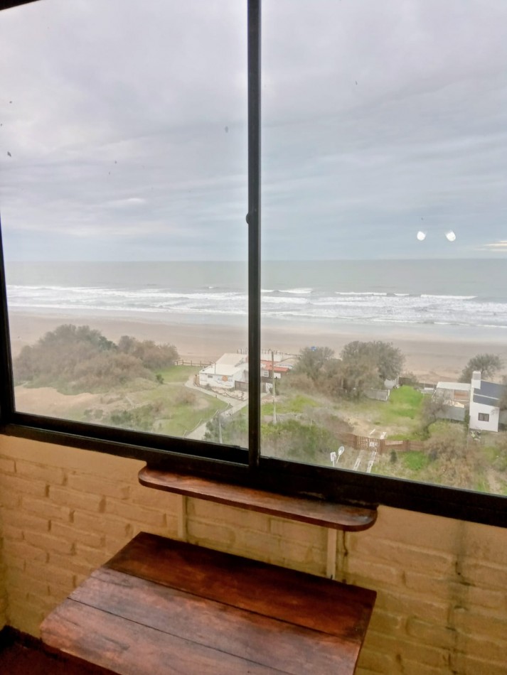 3 ambientes frente al mar con cochera